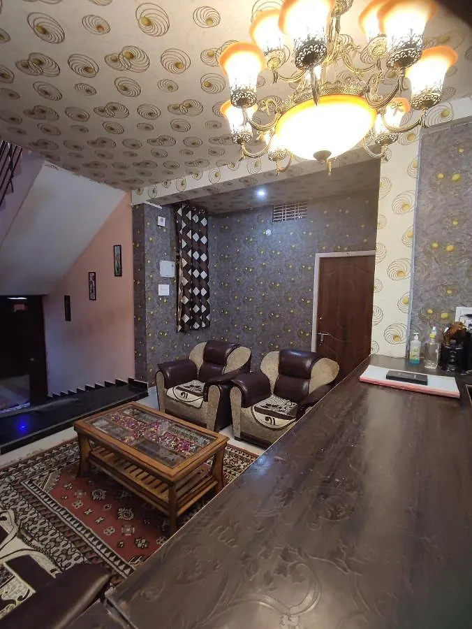 Kashi Nest Hotel Varanasi 2*,  India