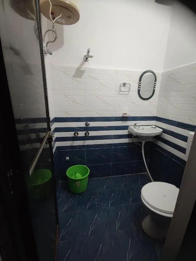 Kashi Nest Hotel Varanasi 2*,