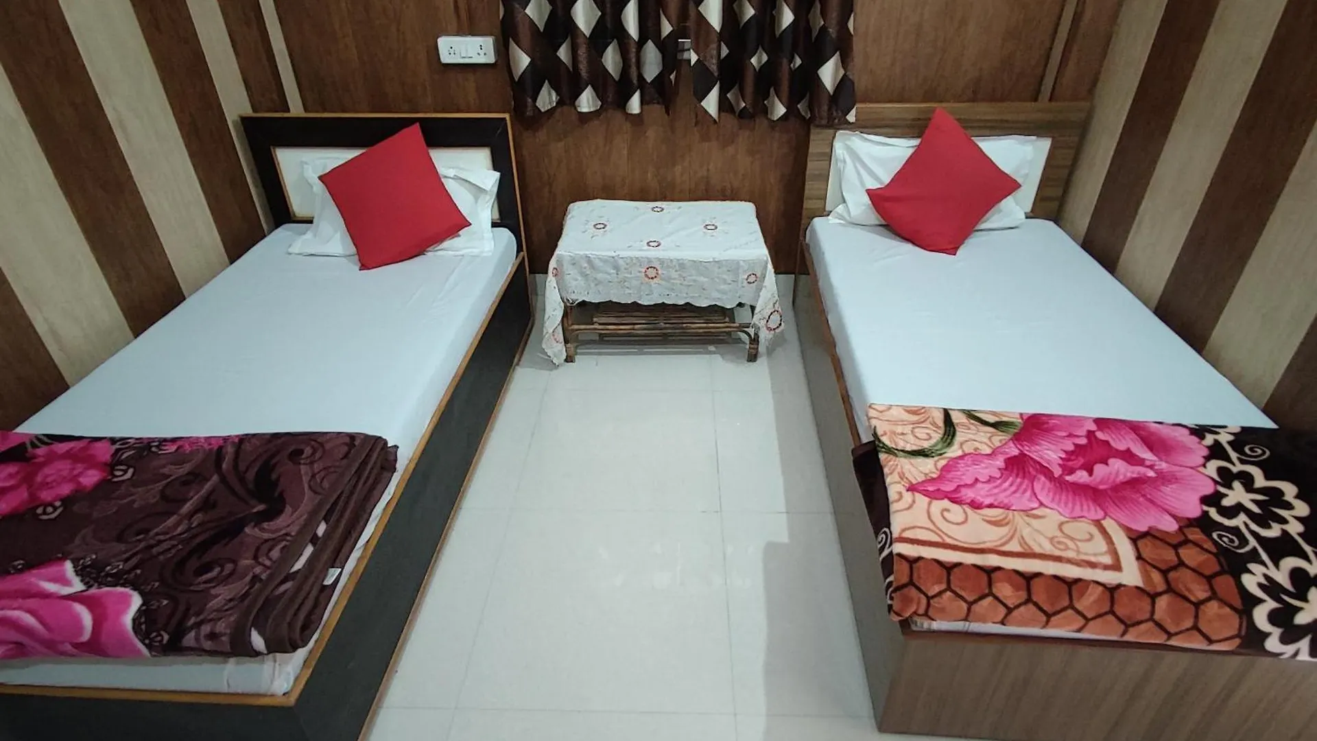 Kashi Nest Hotel Varanasi